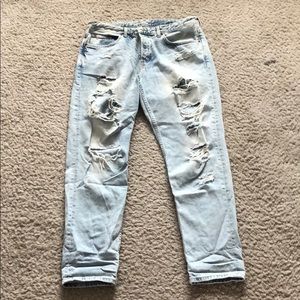 Light wash distressed boyfriend jeans